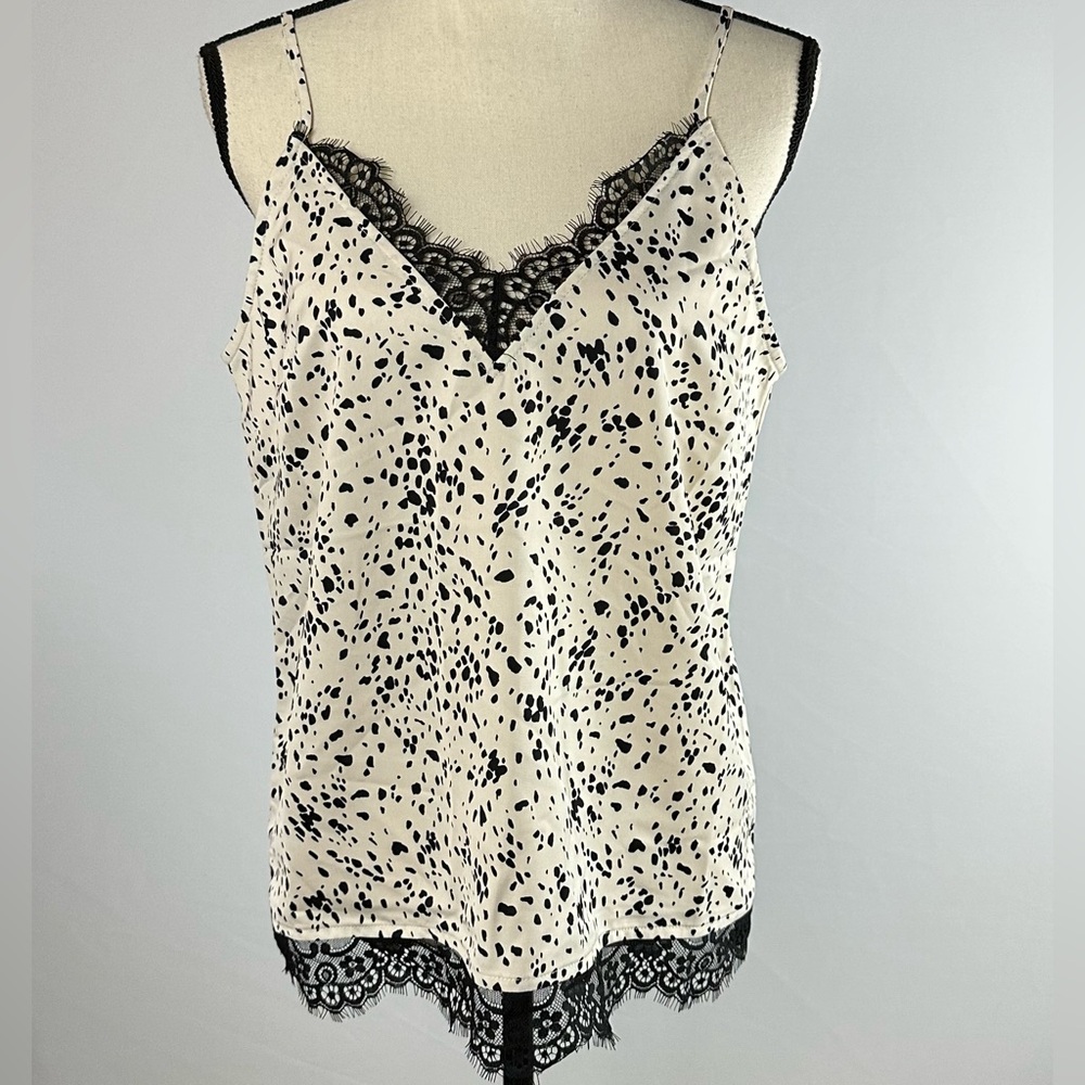 A NEW DAY tan & black spotted camisole w/ black lace trim NWT- size Medium